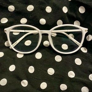 -1.25 in both eyes prescription glasses